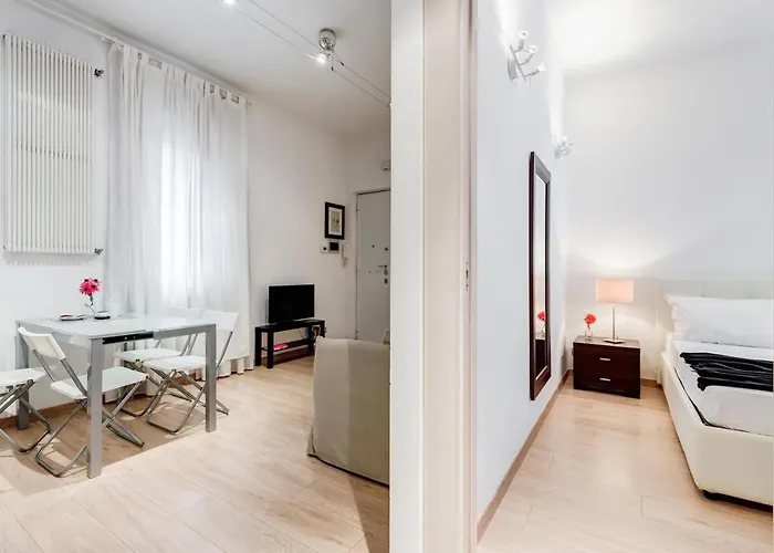 Апартаменты Warm Flat Near The Vatican